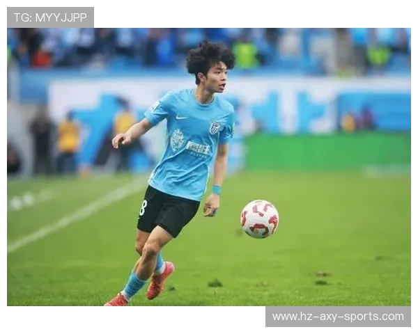 国足新星闪耀世界杯预选赛助球队逆转获胜点燃全国球迷激情