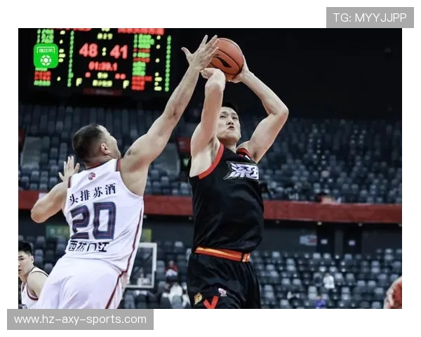 费城76人队强势迎战联盟劲旅，季后赛争夺战进入白热化阶段